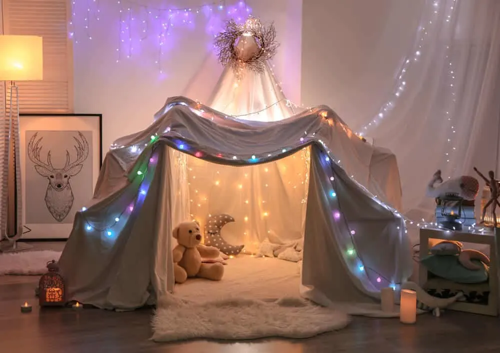 rainy day indoor fun with kids building a fort