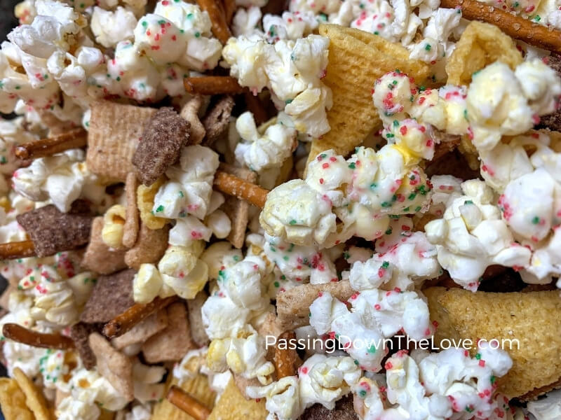 Christmas snack mix, nut-free