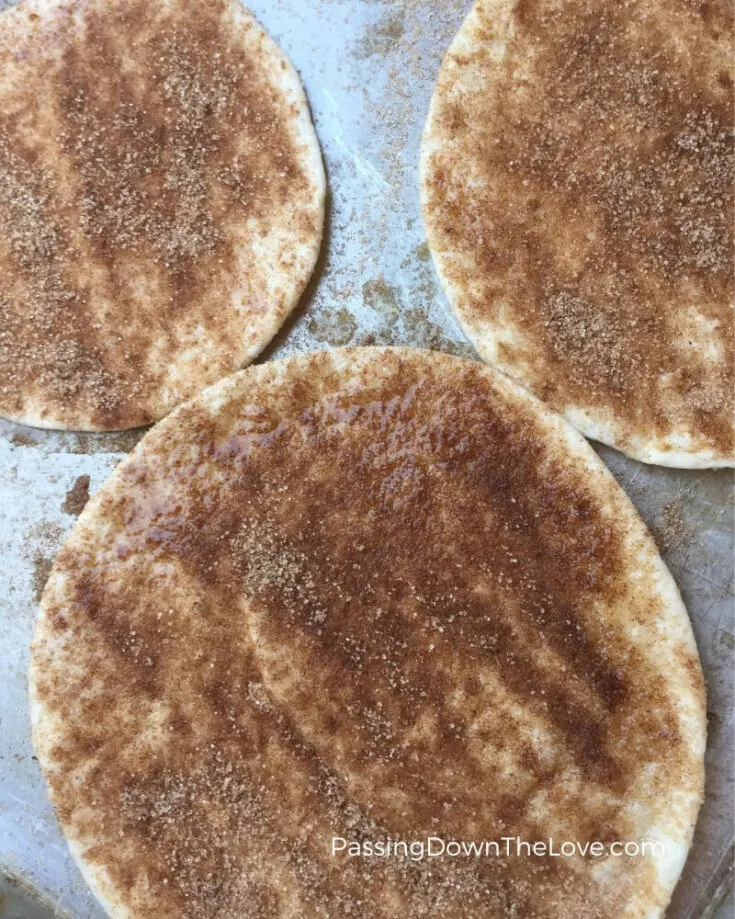 Cinnamon crisps