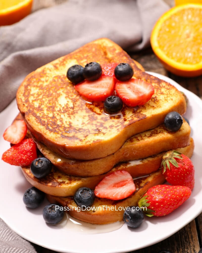 french toast with strawberries