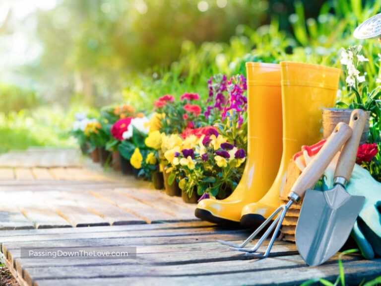31 Best Gardening Gifts for Moms or Grandmothers